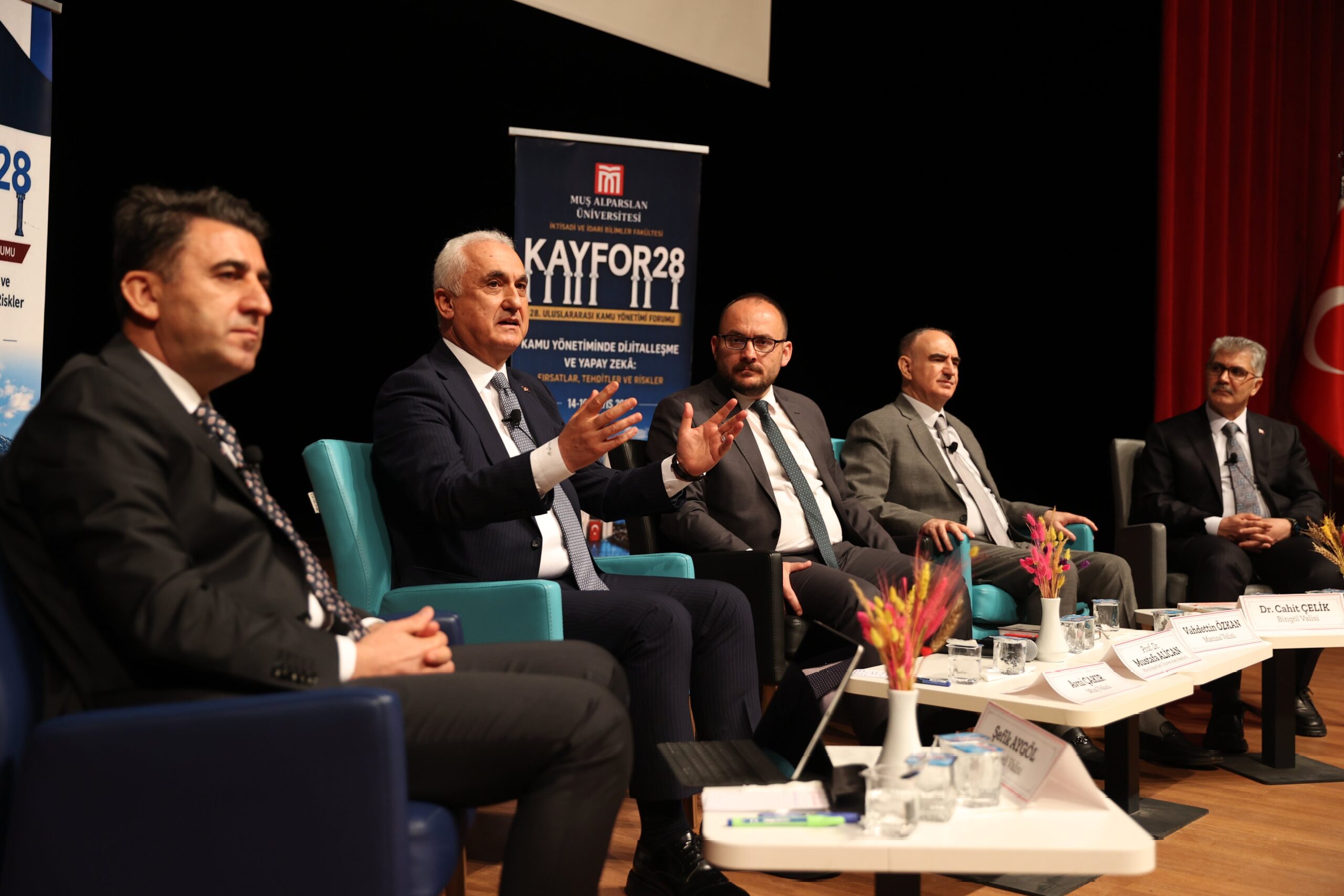 28. Uluslararası Kamu Yönetimi Forumu (KAYFOR28) Muş’ta Başladı