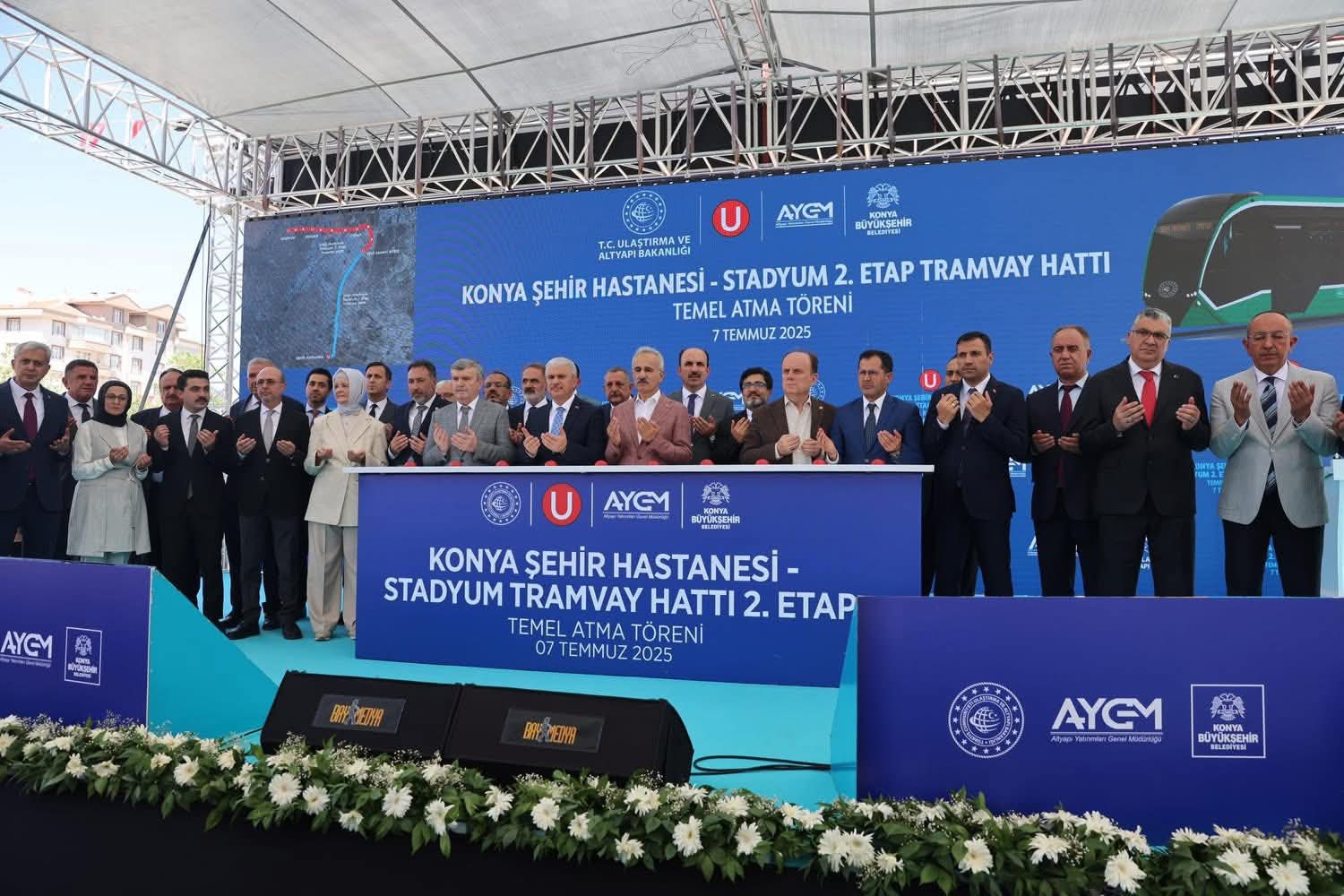 Abdulkadir Uraloğlu açılışta konuştu,