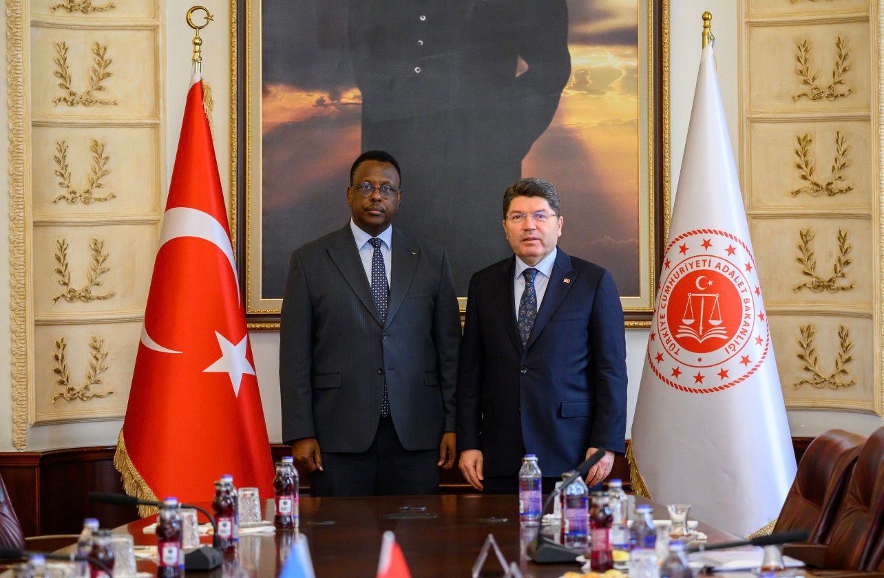 Adalet Bakanı Tunç, Somalili Mevkidaşıyla Bir Araya Geldi: Adli İş Birliğinde Yeni Dönem