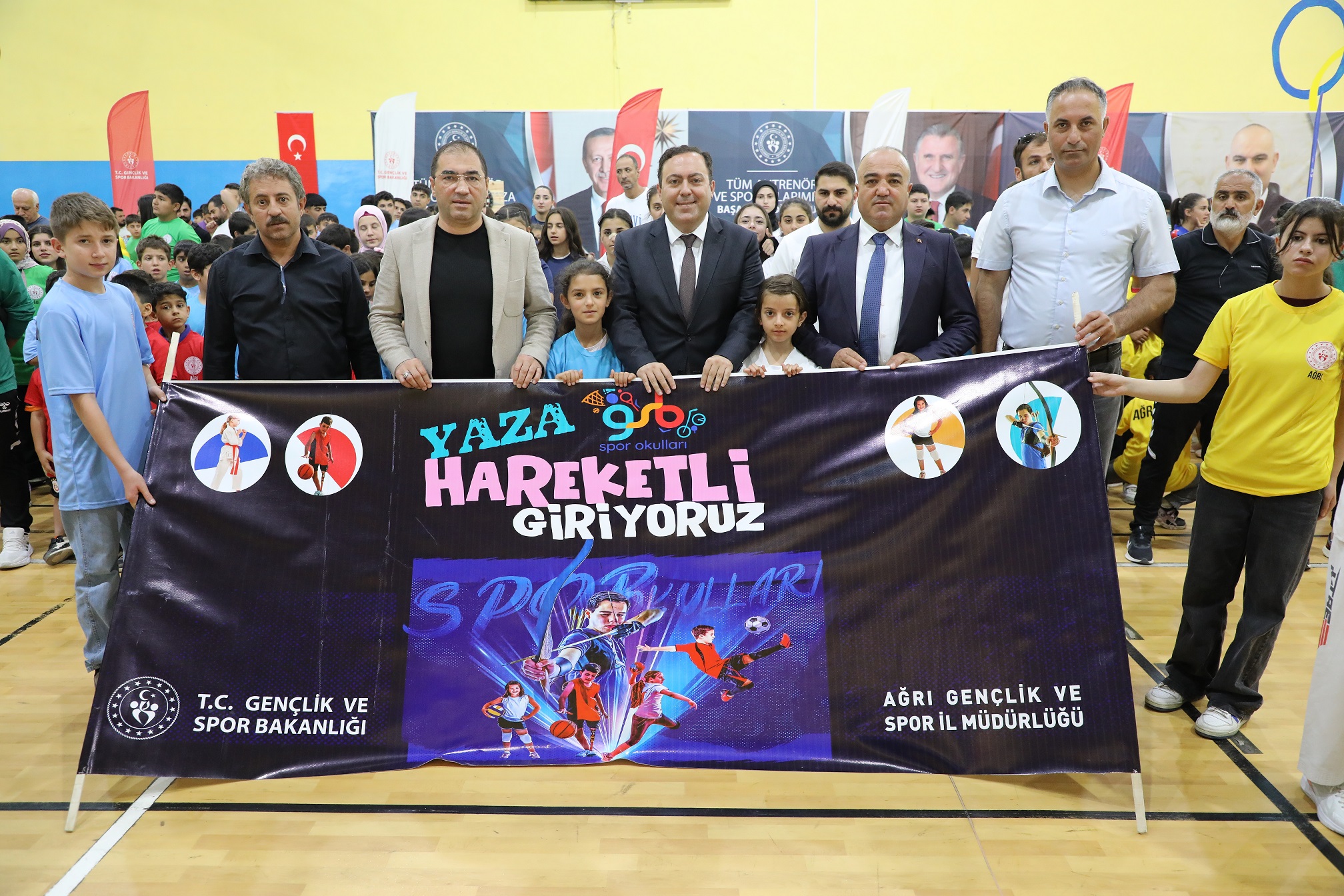 Ağrı’da GSB Spor Okulları Açılış Töreni Yapıldı