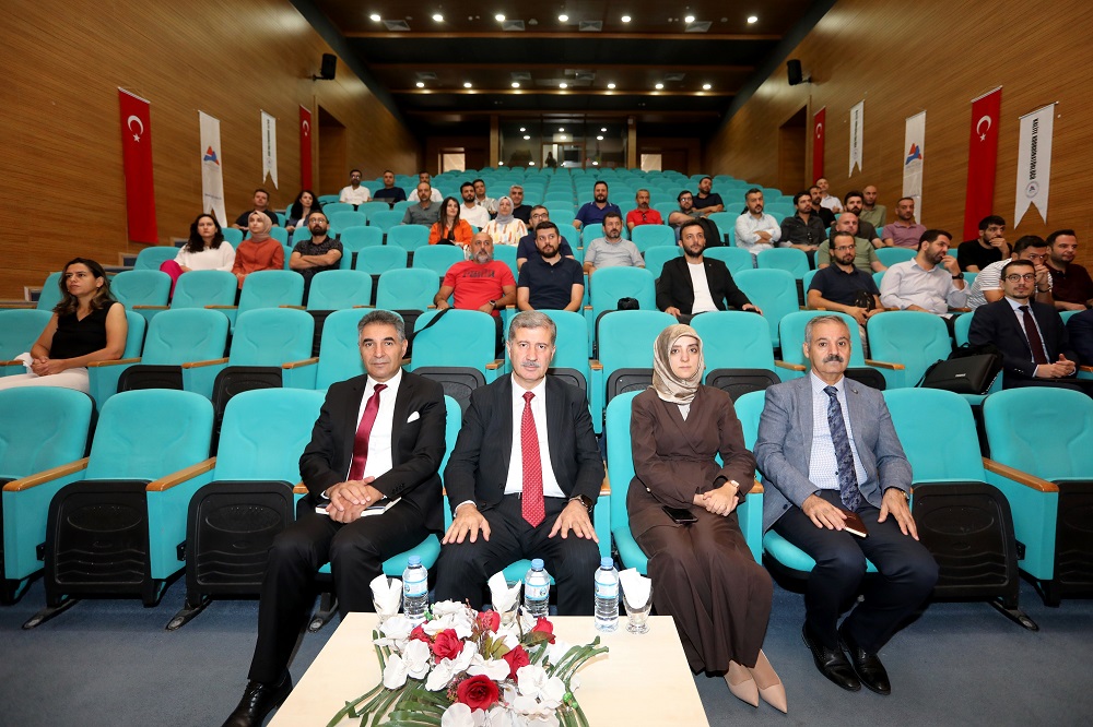 AİÇÜ’de Sosyal, Fen ve Sağlık Bilimleri Alanında Bologna Bilgi Sistemi Çalıştayı Düzenlendi