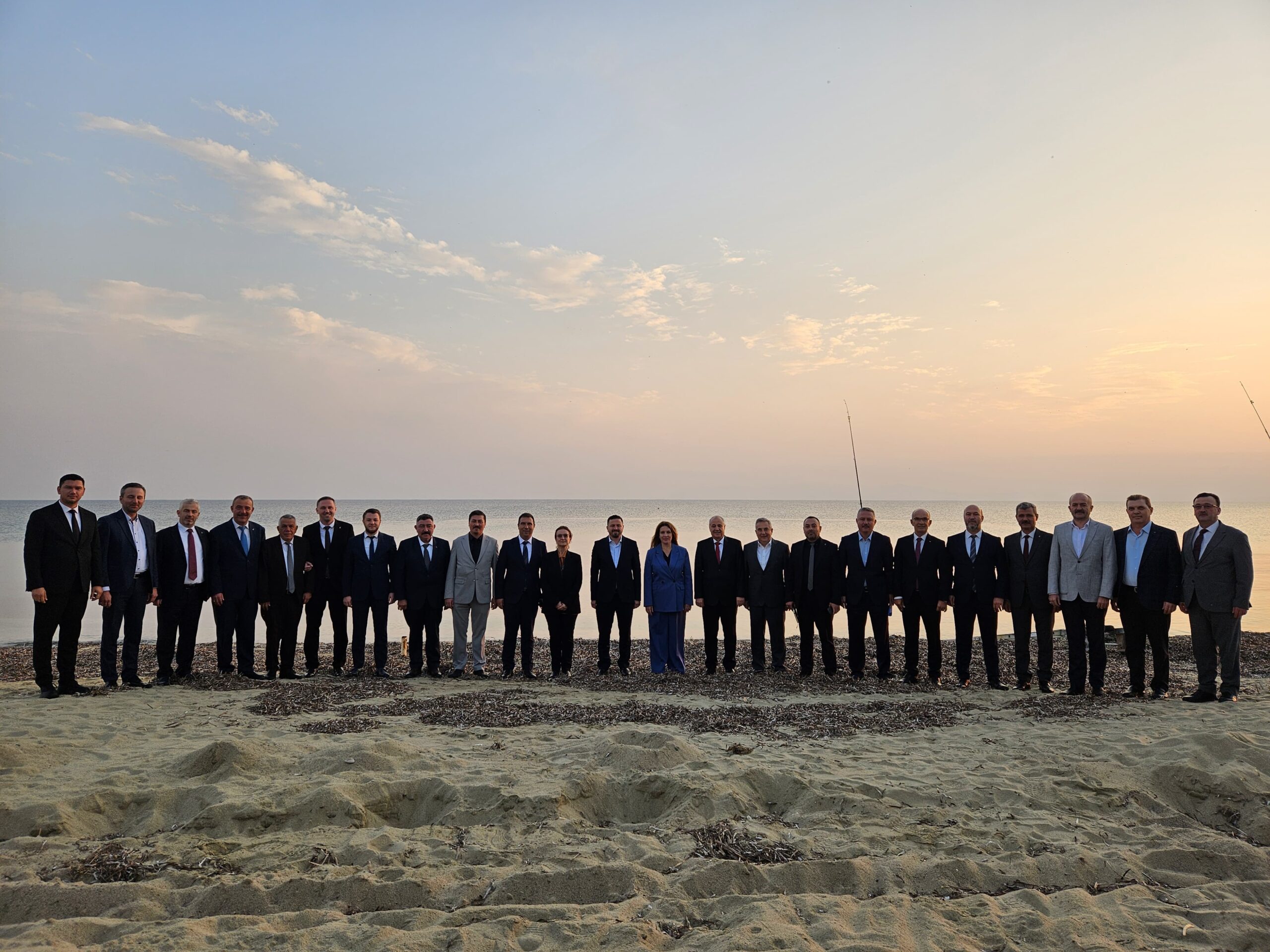 AK Parti Balıkesir Teşkilatı Ayvalık’ta Buluştu