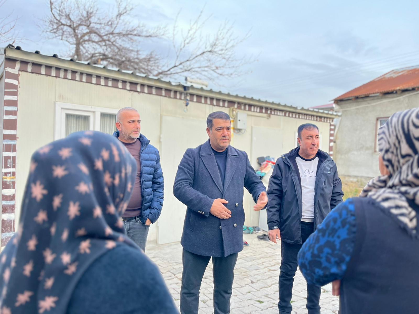 AK Parti İpekyolu’ndan Hacıbekir Mahallesi’nde Mağdur Aileye Hızlı Çözüm