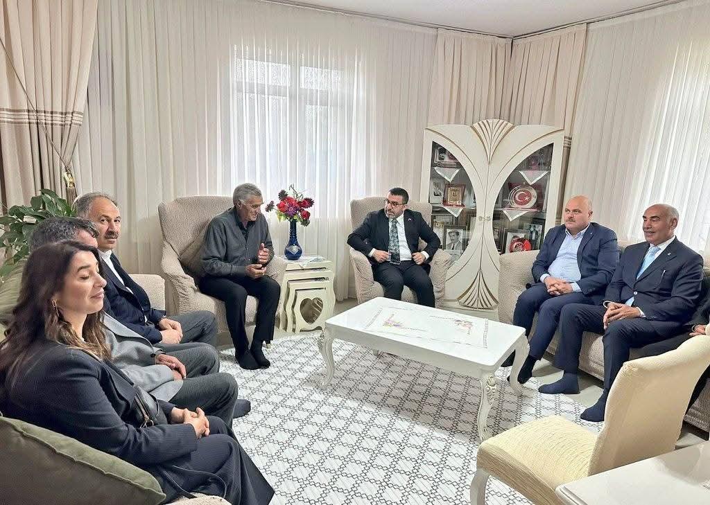 ​AK Parti Milletvekili Adem Çalkın’dan Arpaçay’da Şehit Ailelerine Bayram Ziyareti