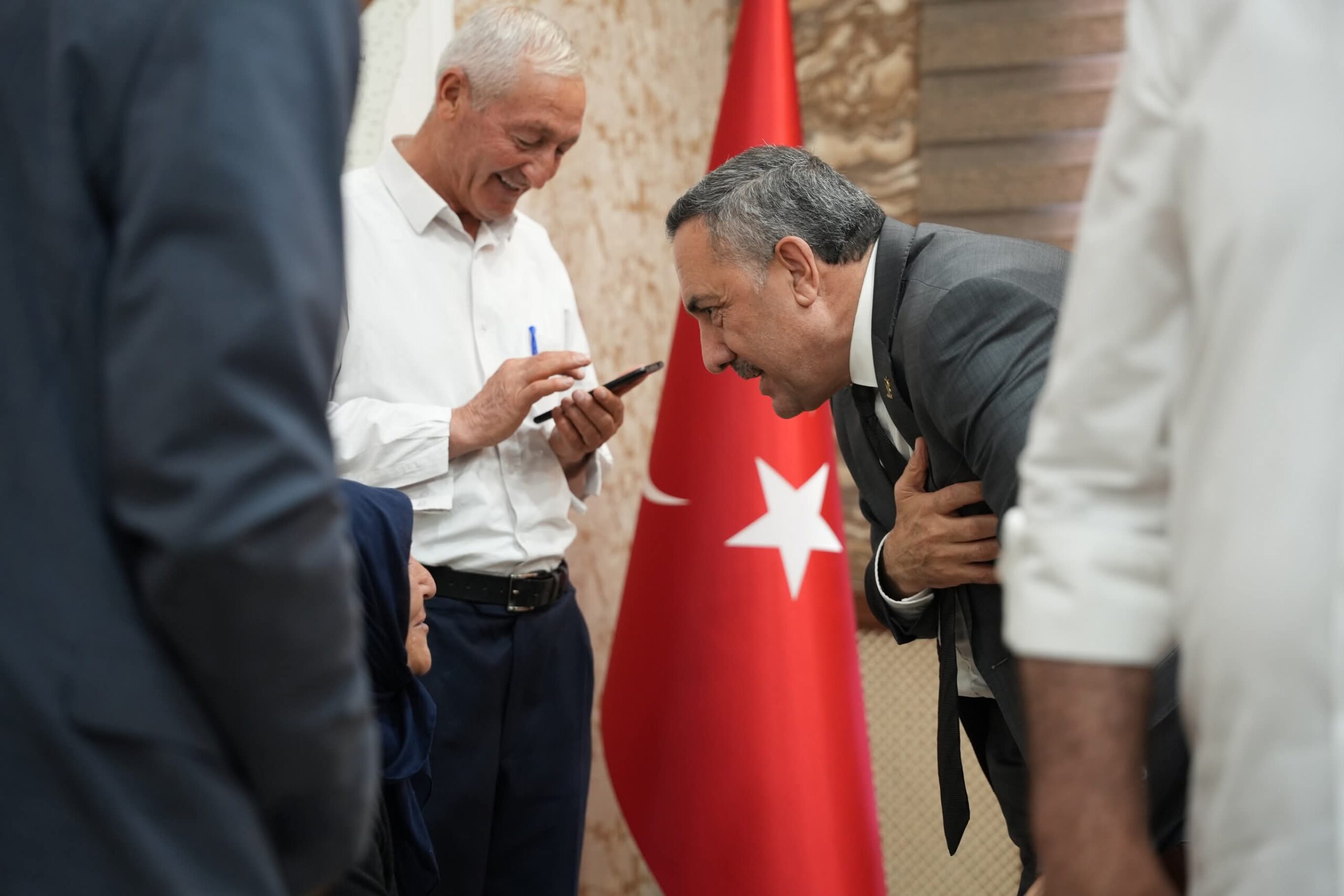 AK Parti Van İl Başkanı Arvas Vatandaşlarla Buluştu, Talep ve Sorunları Dinledi