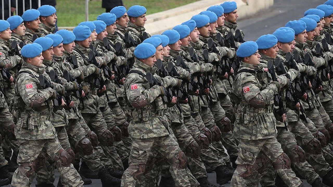 AK Parti’den TSK Personel Kanunu’nda Değişiklik Teklifi