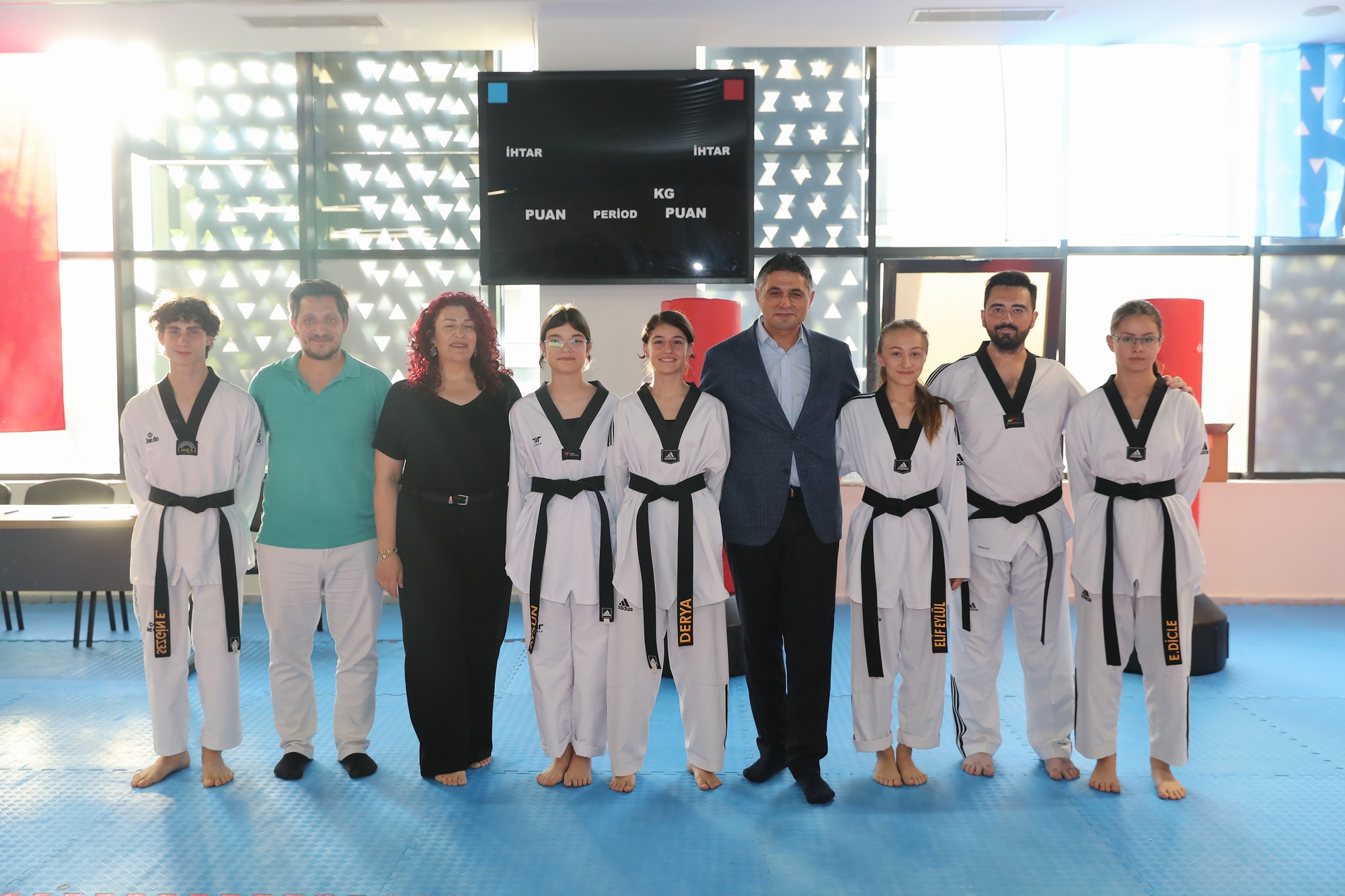 Aliağalı Taekwondocular Yeni Kuşaklarını Aldı, Gözler Türkiye ve Avrupa Şampiyonalarında