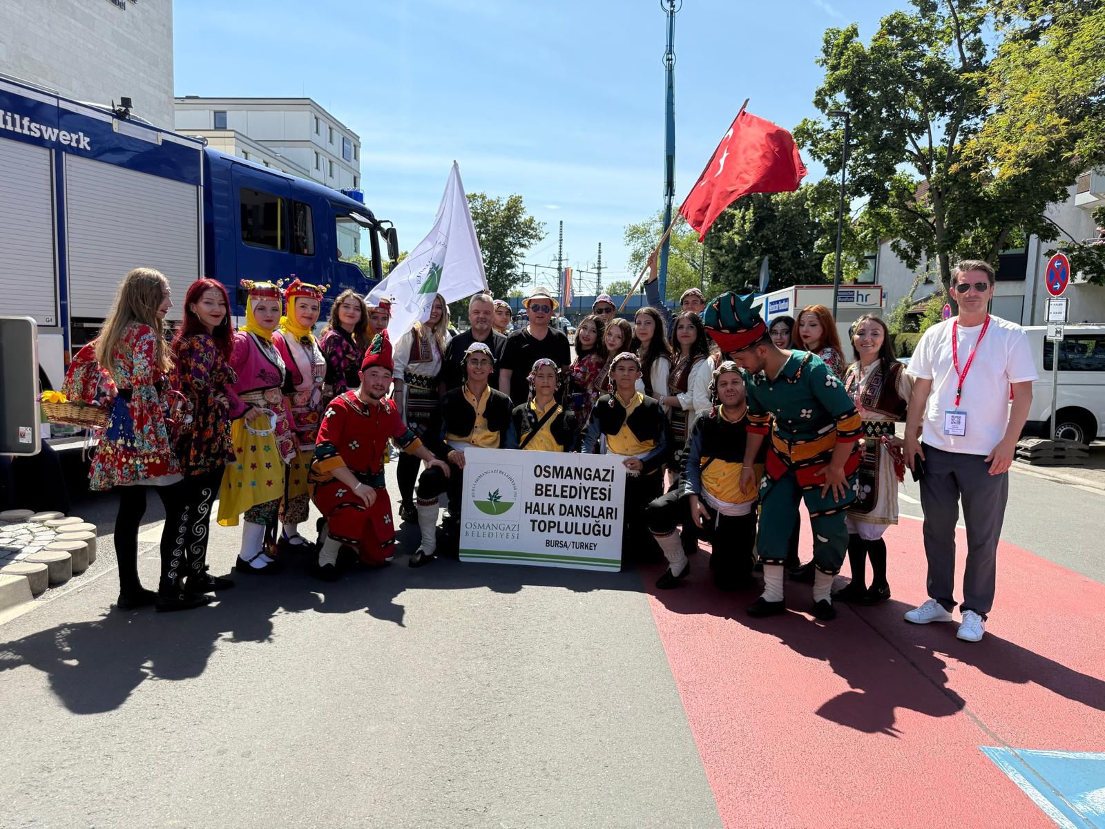 Almanya’daki Hessentag 2025 Festivali’nde Osmangazi Rüzgârı Esti