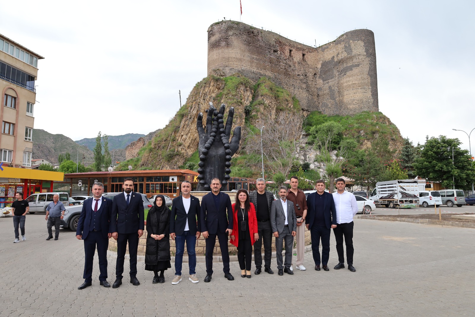 Anahtar Parti Genel Merkez Yöneticileri Oltu’da Vatandaşlarla Buluştu