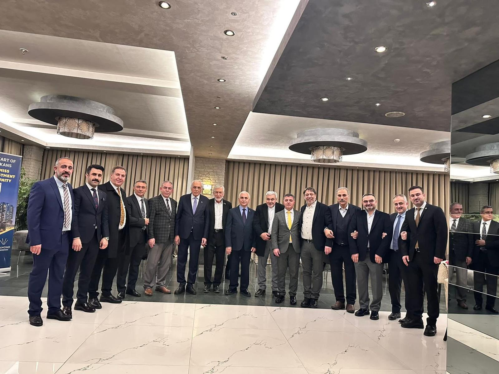 Ankara’da Örnek Dayanışma: Siirt Vakfı Ankara Şubesi İftarında Siyaset, Bürokrasi, STK ve Halk Aynı Masada