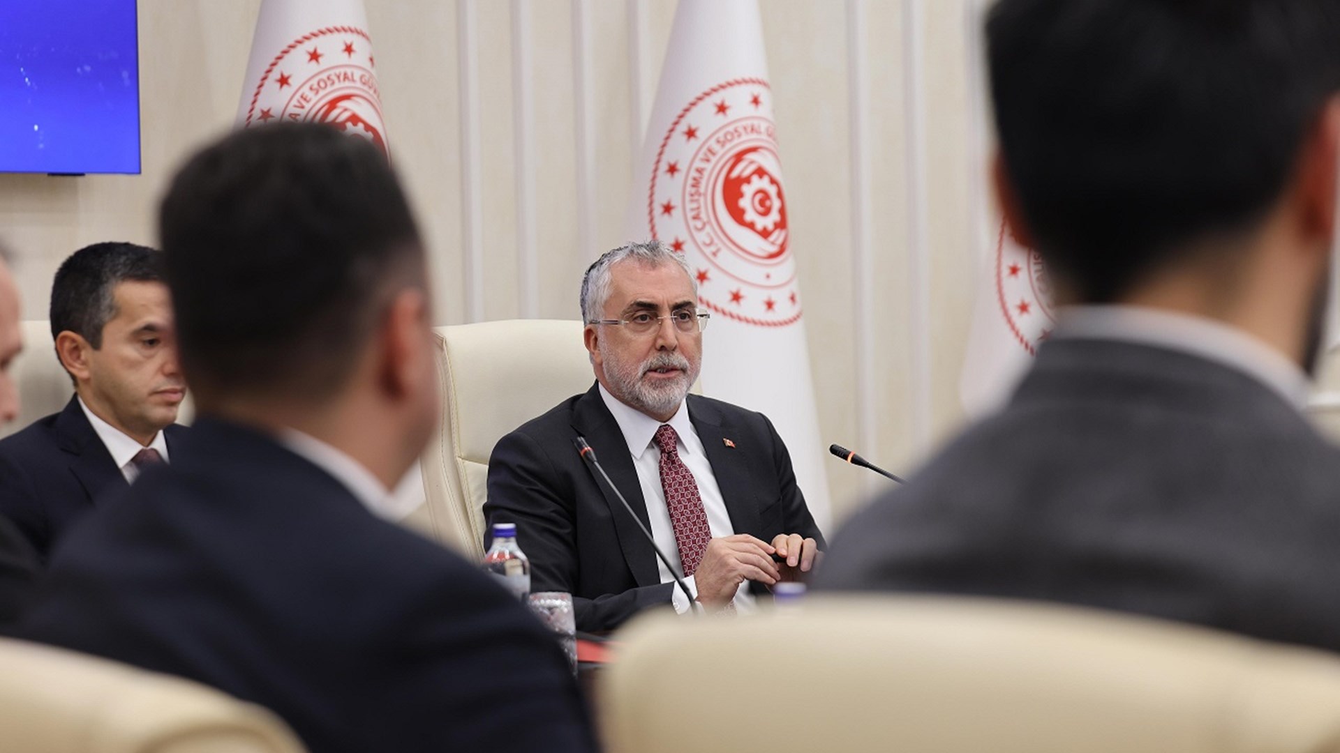 Asgari Ücret Tespit Komisyonu 2026 İçin İlk Toplantısını Yaptı: Türk-İş Masada Yer Almadı