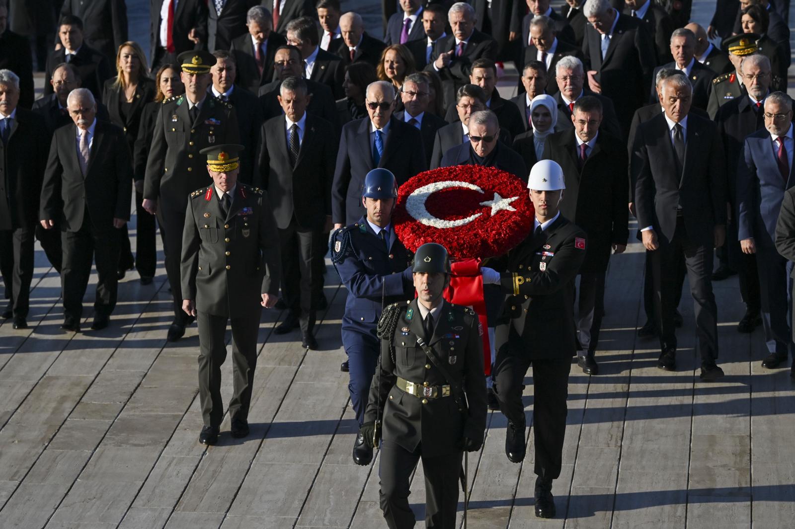 Atatürk, Ebediyete İntikalinin 87. Yıl Dönümünde Anıtkabir’de Törenle Anıldı