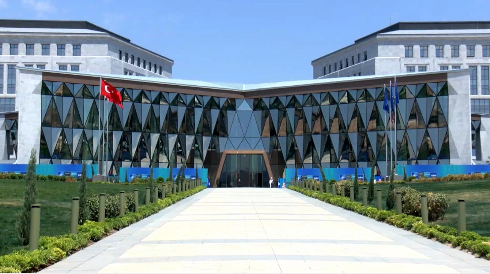 Ay Yıldız Müşterek Karargahı Kapılarını İlk Kez NATO İçin Açtı