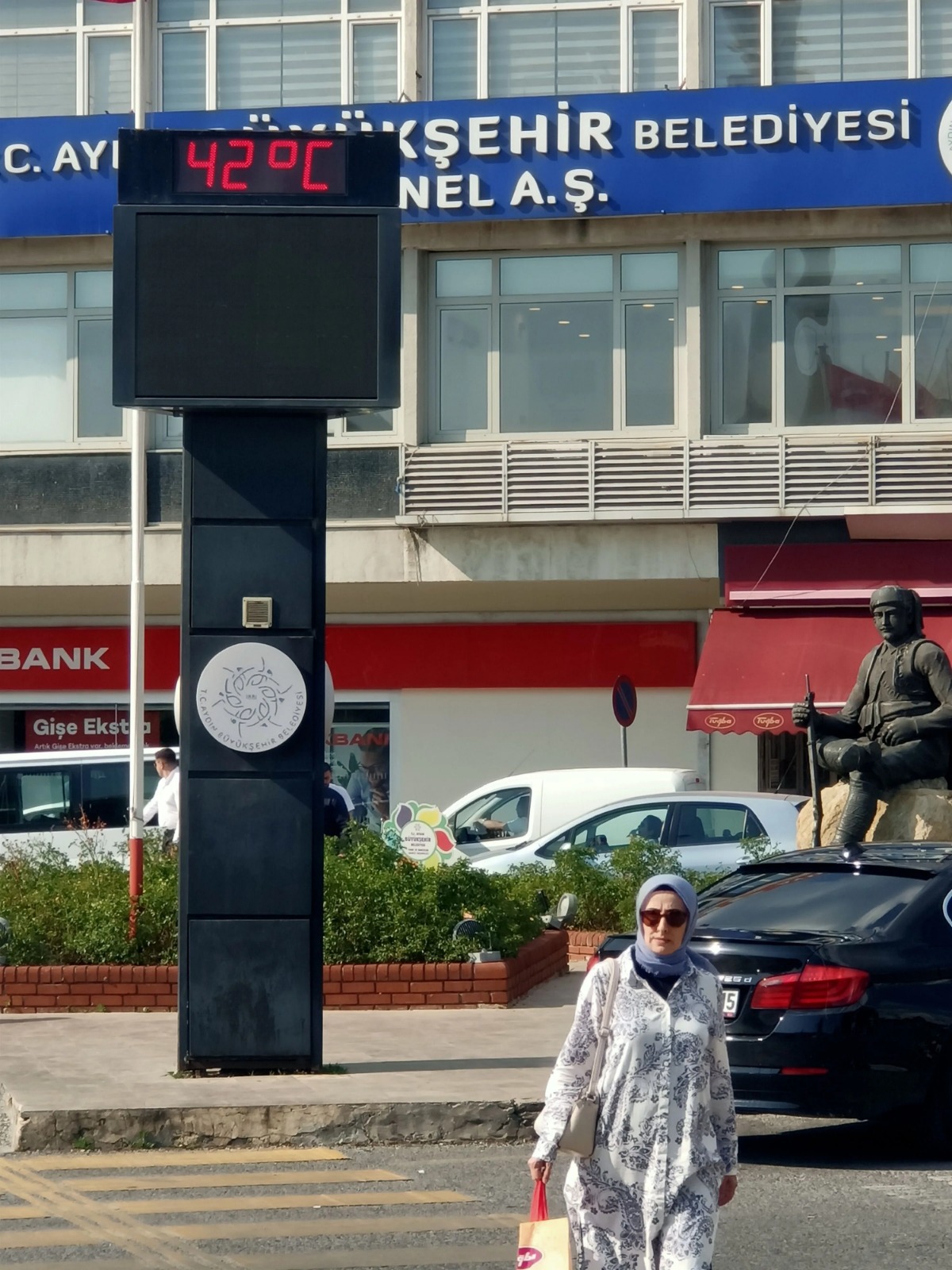Aydın’da Kavurucu Sıcaklar Etkili Oldu: Termometreler 42 Dereceyi Gösterdi