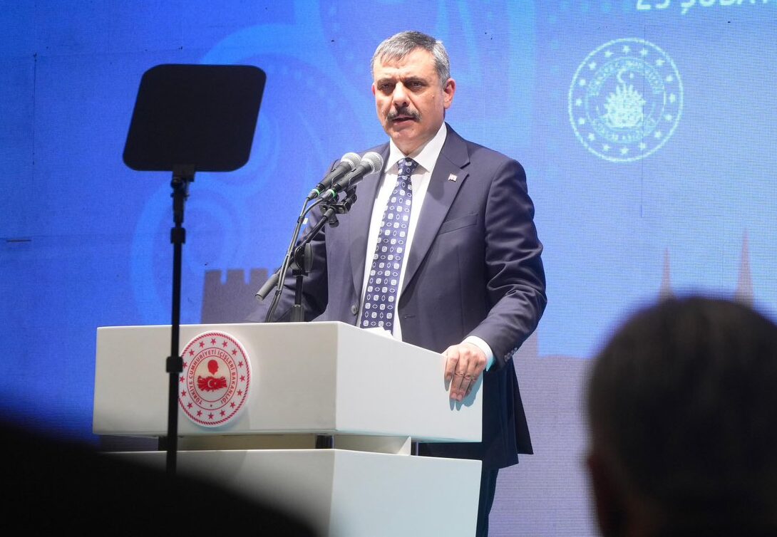 Bakan Çiftçi’den Polislere Anlamlı Teşekkür Mesajı