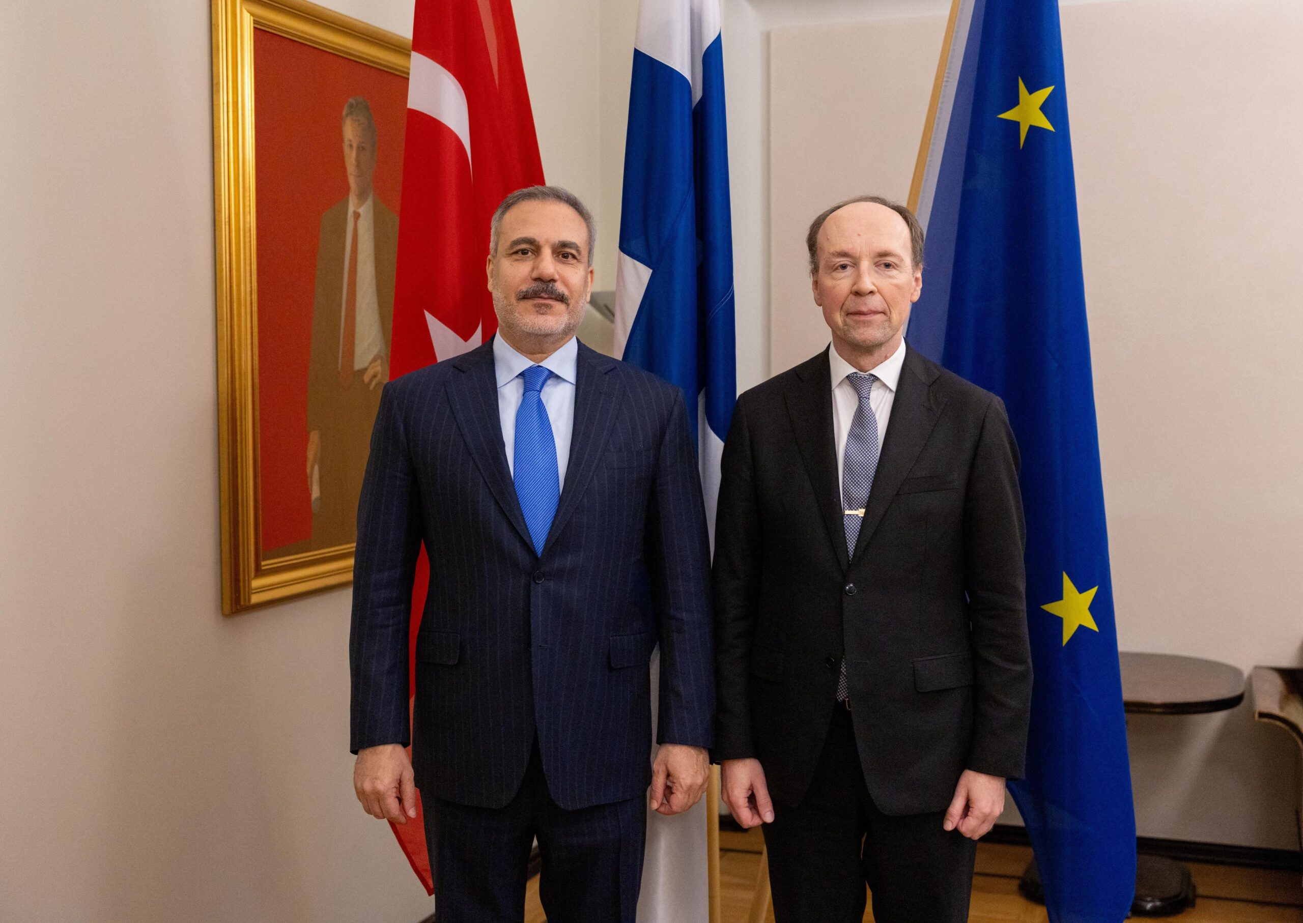 Bakan Fidan, Finlandiya Parlamentosu Başkanı Halla-aho ile Görüştü