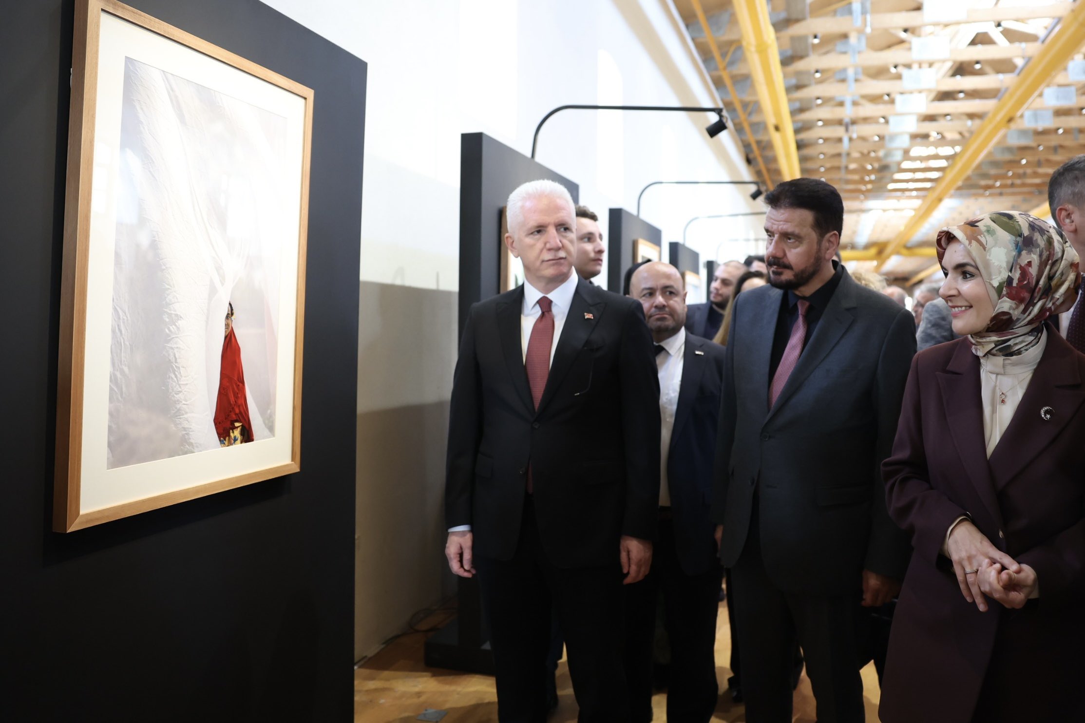 Bakan Göktaş Ve Vali Gül ‘Hikayenin Geri Kalanı’ Sergisini Gezdi