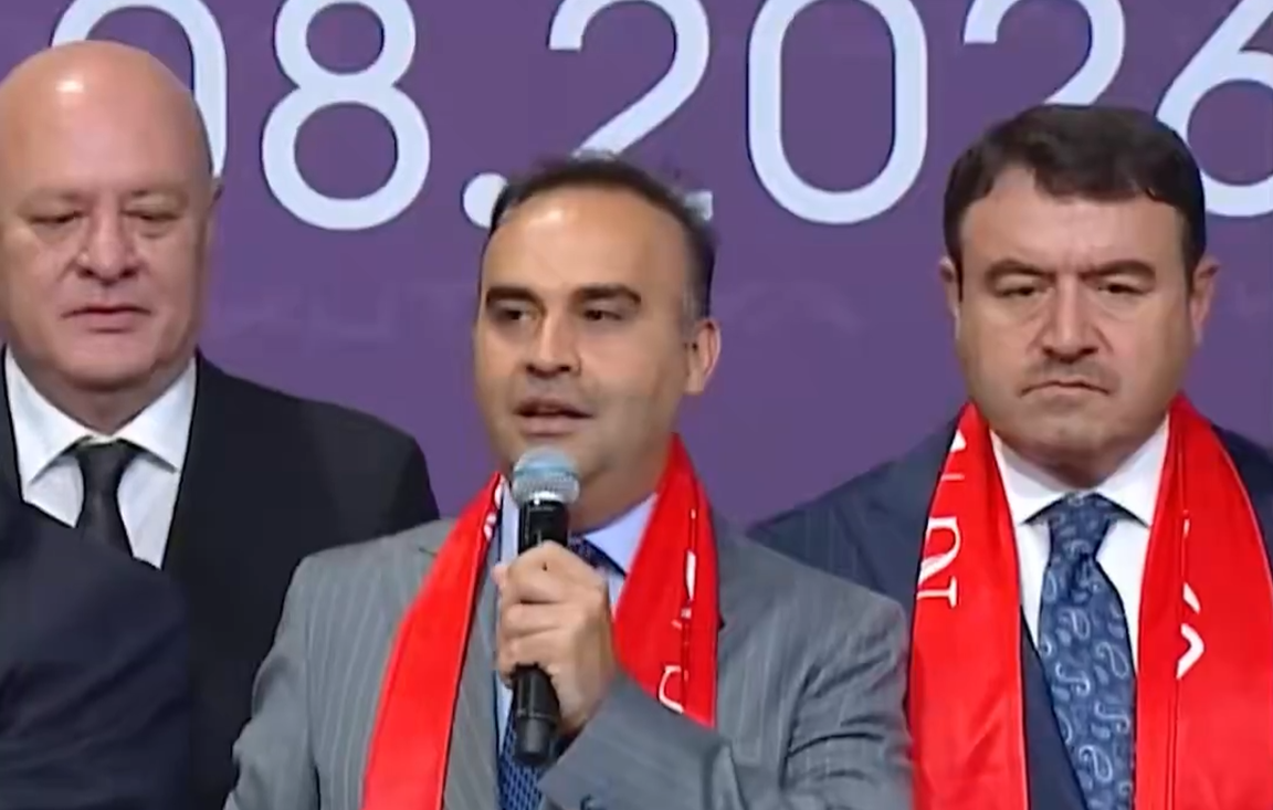 Bakan Kacır Kütahya’da 8 Milyar Liralık Dev Seramik Tesisini Açtı