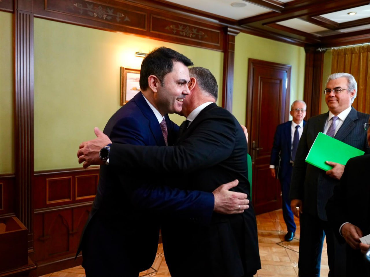 Bakan Kurum Rusya’da Temaslarda Bulundu