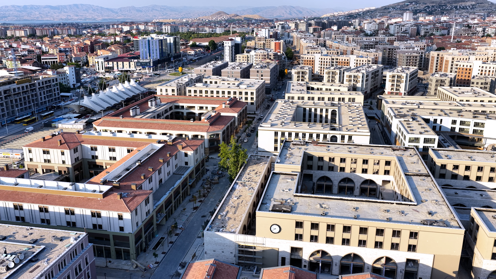 Bakan Kurum’dan Malatya Bakırcılar Çarşısı Paylaşımı: Esnafımız Kepenklerini Açıyor
