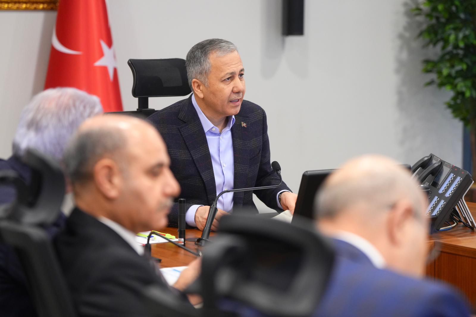 Bakan Yerlikaya Başkanlığında 81 İl Valisiyle Kritik Zirve: Gündem “Terörsüz Türkiye”