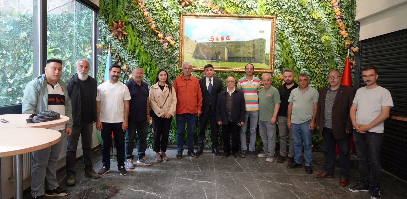 Başkonsolos Zamin Aliyev, Karslı gazetecilere veda etti