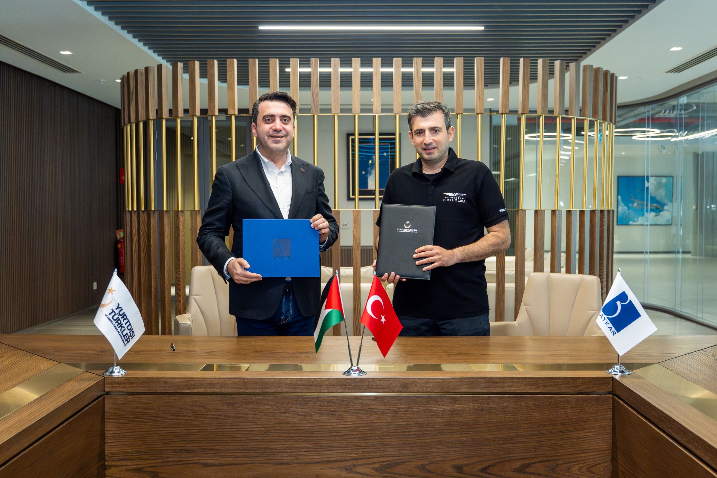Baykar Ve YTB’den Filistinli Öğrencilere Eğitim Desteği