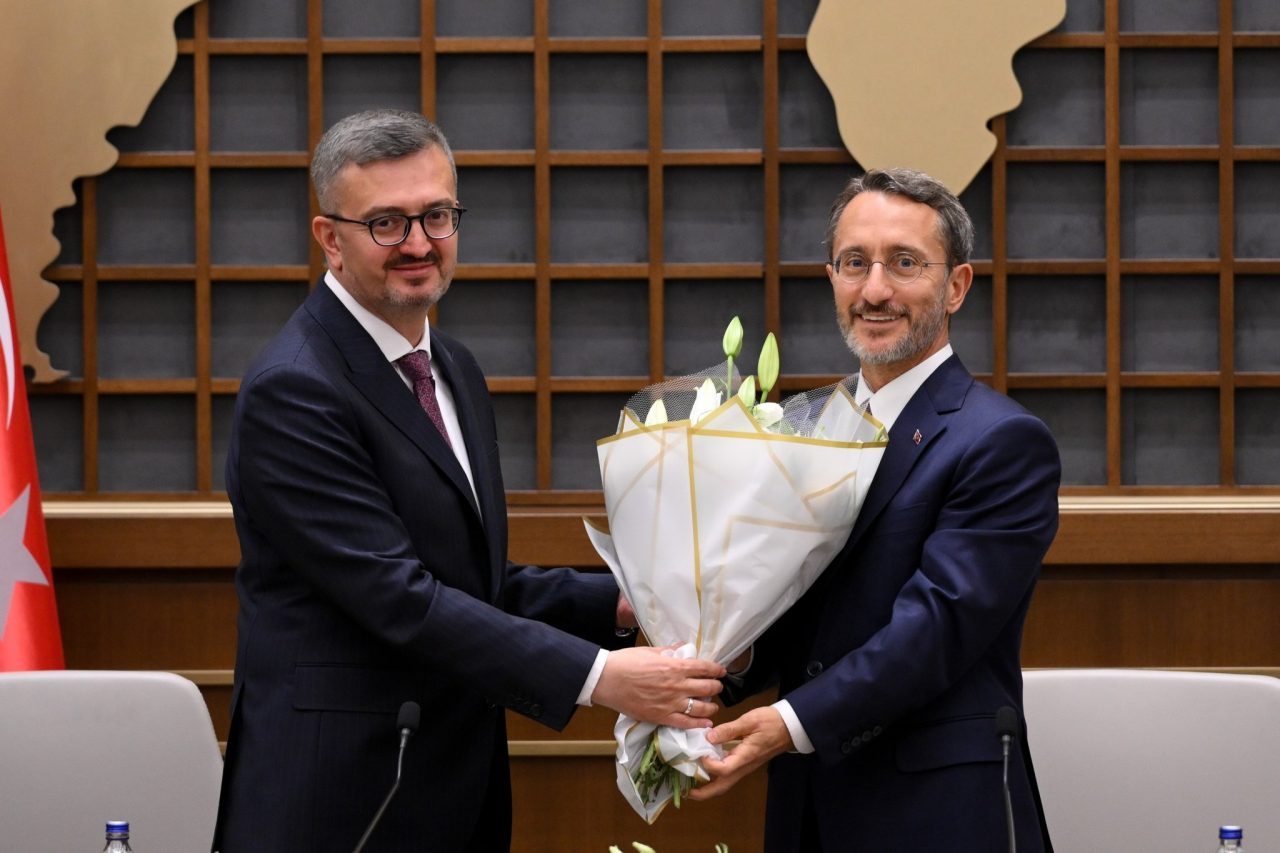 Burhanettin Duran, İletişim Başkanlığı Görevini Fahrettin Altun’dan Devraldı