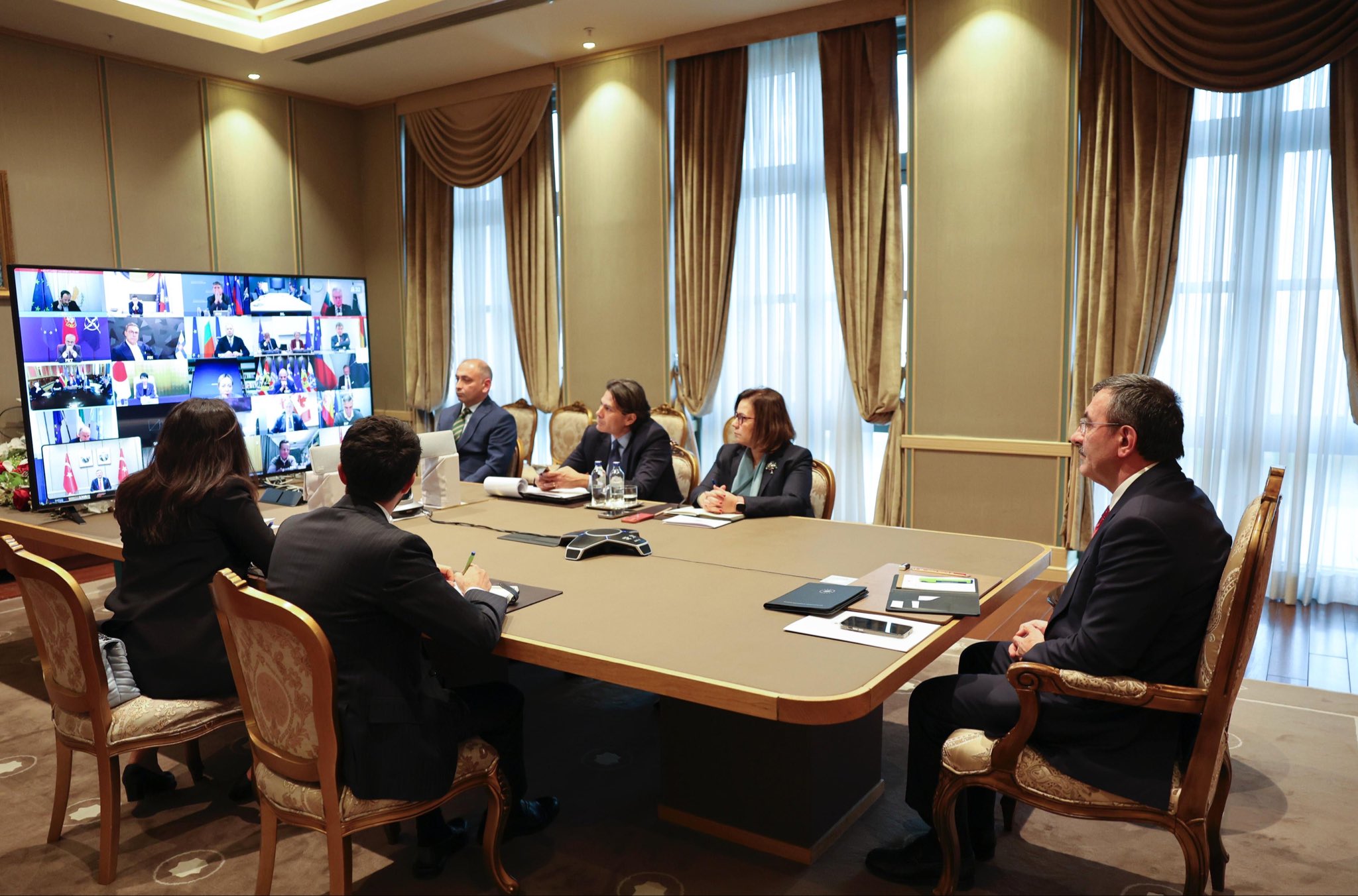 Cevdet Yılmaz, Ukrayna Konulu ‘Gönüllüler Koalisyonu’ Liderler Zirvesi’ne Katıldı