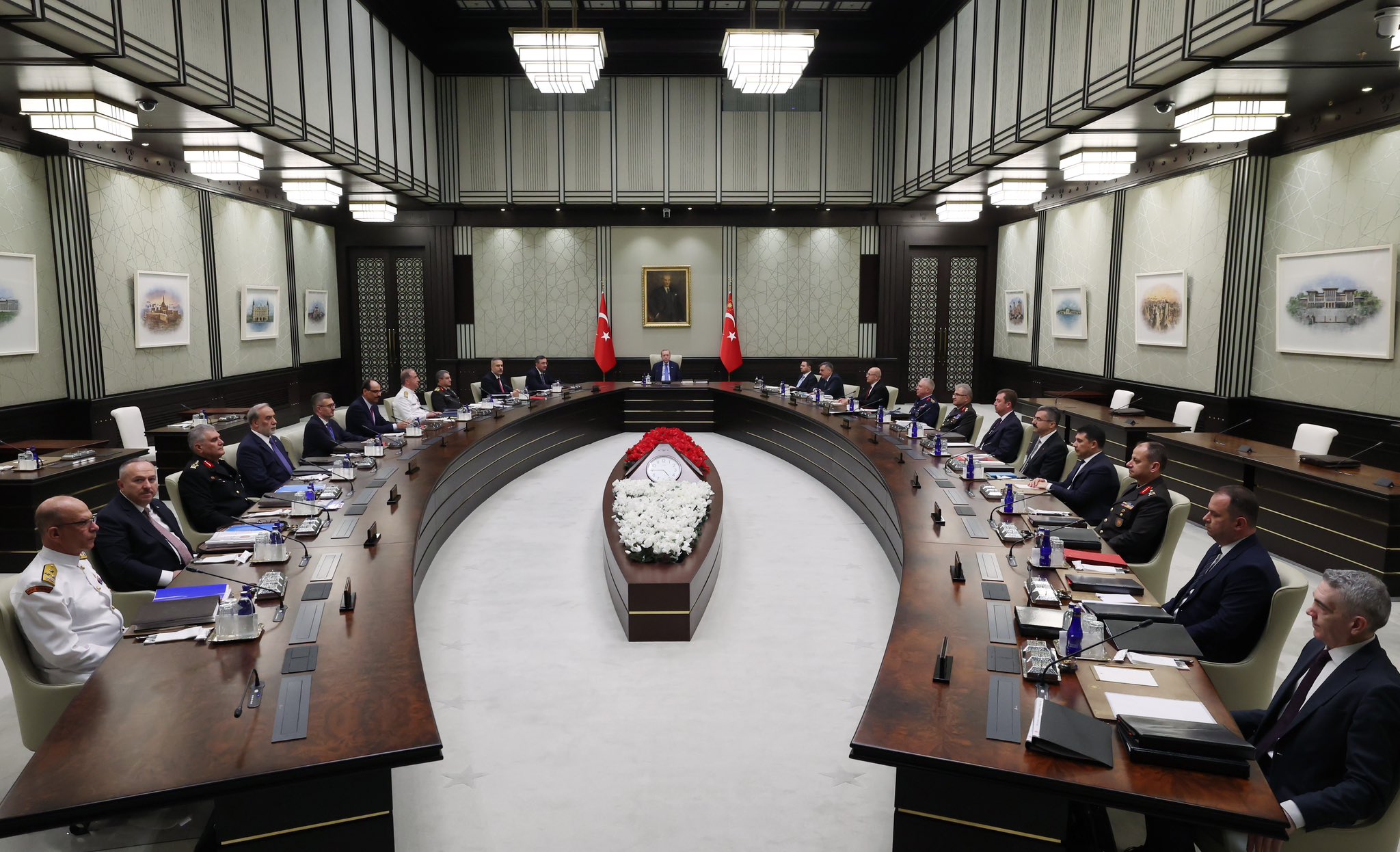 Cumhurbaşkanı Erdoğan Başkanlığında MGK Toplantısı Gerçekleşti: Kritik Bildiri Yayımlandı