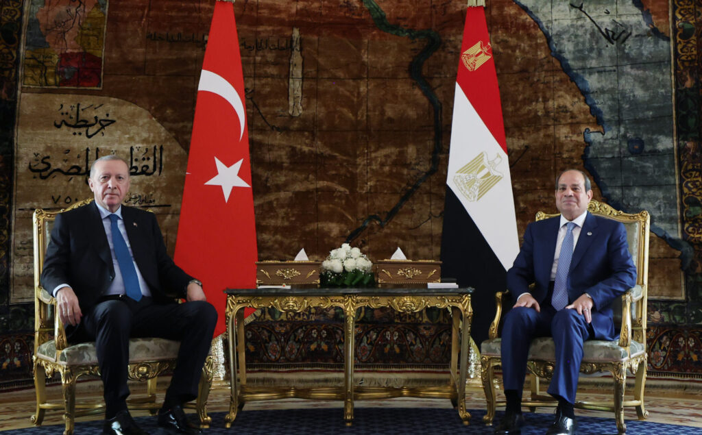 Cumhurbaşkanı Erdoğan ve Sisi Arasında Kritik Zirve: Heyetler Arası Görüşme Başladı