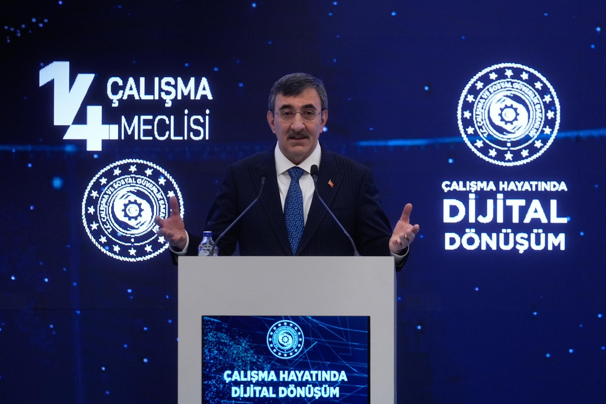 Cumhurbaşkanı Yardımcısı Yılmaz: “Dijitalleşme 2030’a Kadar 170 Milyon Yeni İş Kapısı Açacak”