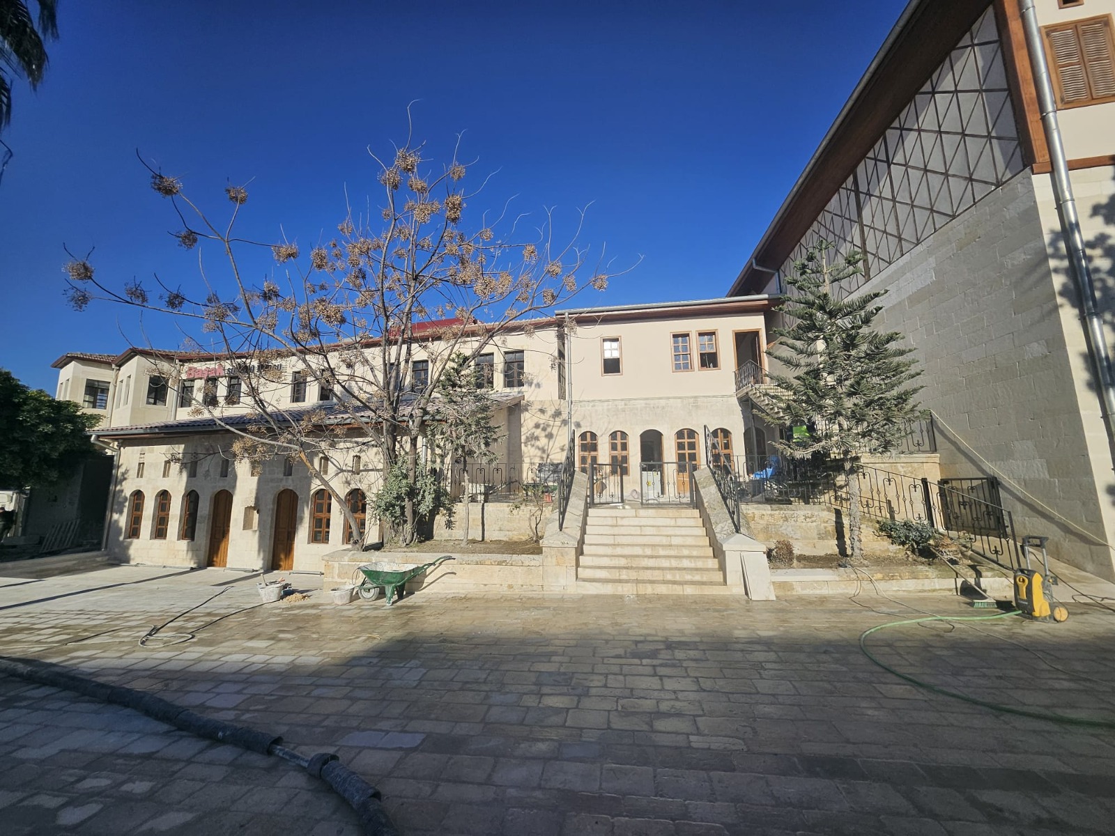 Depremin Yaraları Vakıf Eserleriyle Sarılıyor: 73 Eser Yeniden Kapılarını Açtı