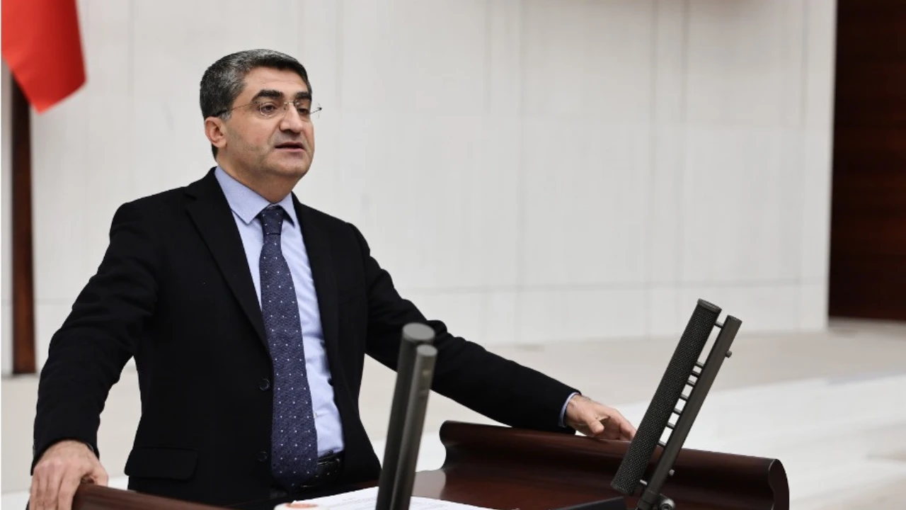 DEVA Partili Ekmen: “Her 4 kişiden 1’i icralık, bu tablo artık sürdürülemez “
