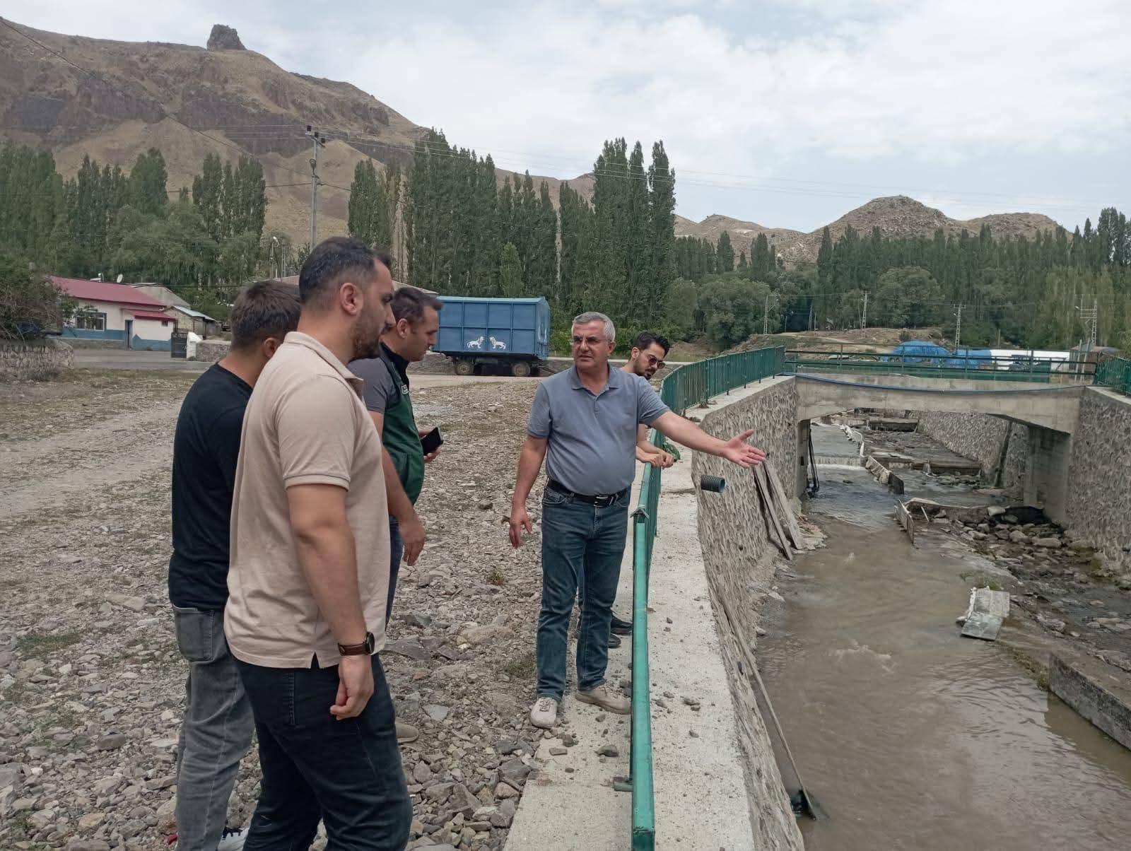 DSİ 24. Bölge Müdürü Serdar Kotan, Kağızman’da Taşkın Kontrol Çalışmalarını Yerinde İnceledi