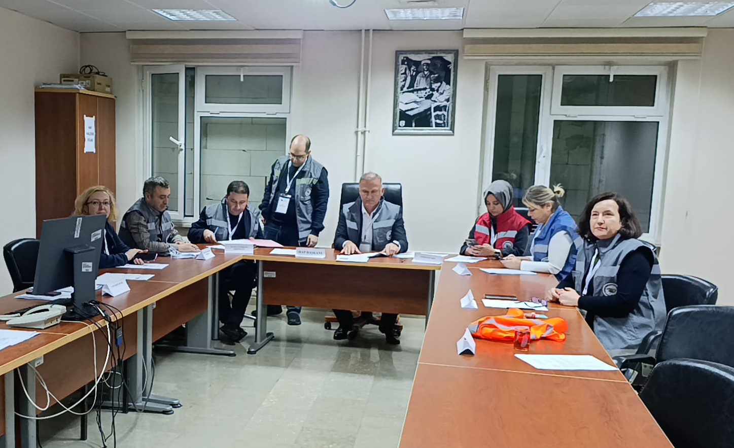 Düzce Üniversitesi Hastanesi’nde Beyaz ve Gri Kod Tatbikatı Başarıyla Gerçekleştirildi