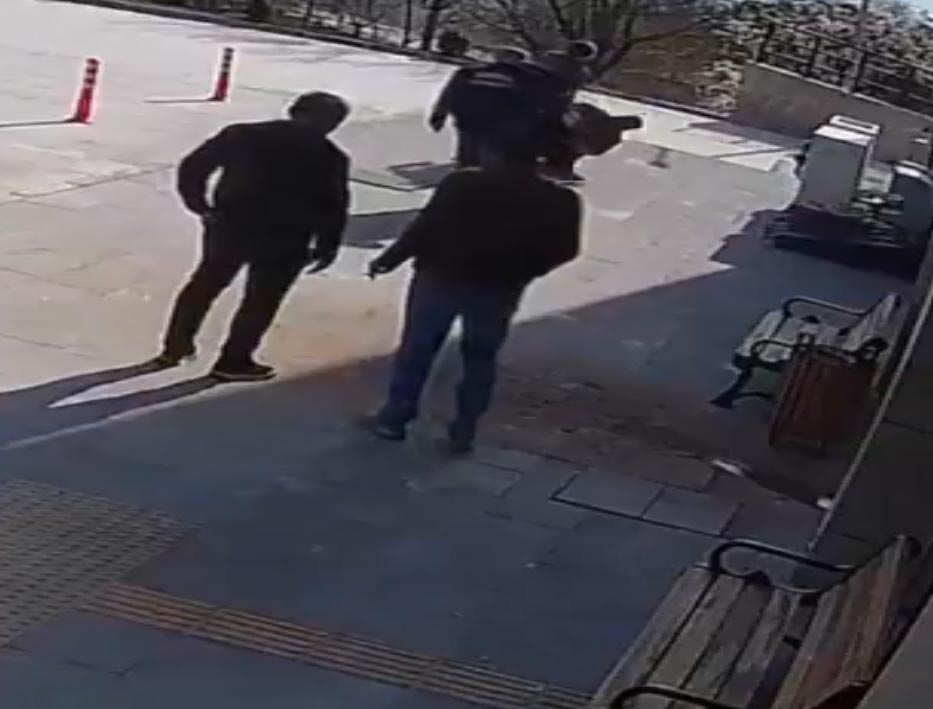 Eskişehir’de Hastane Personelini Darbeden Müdür Açığa Alındı