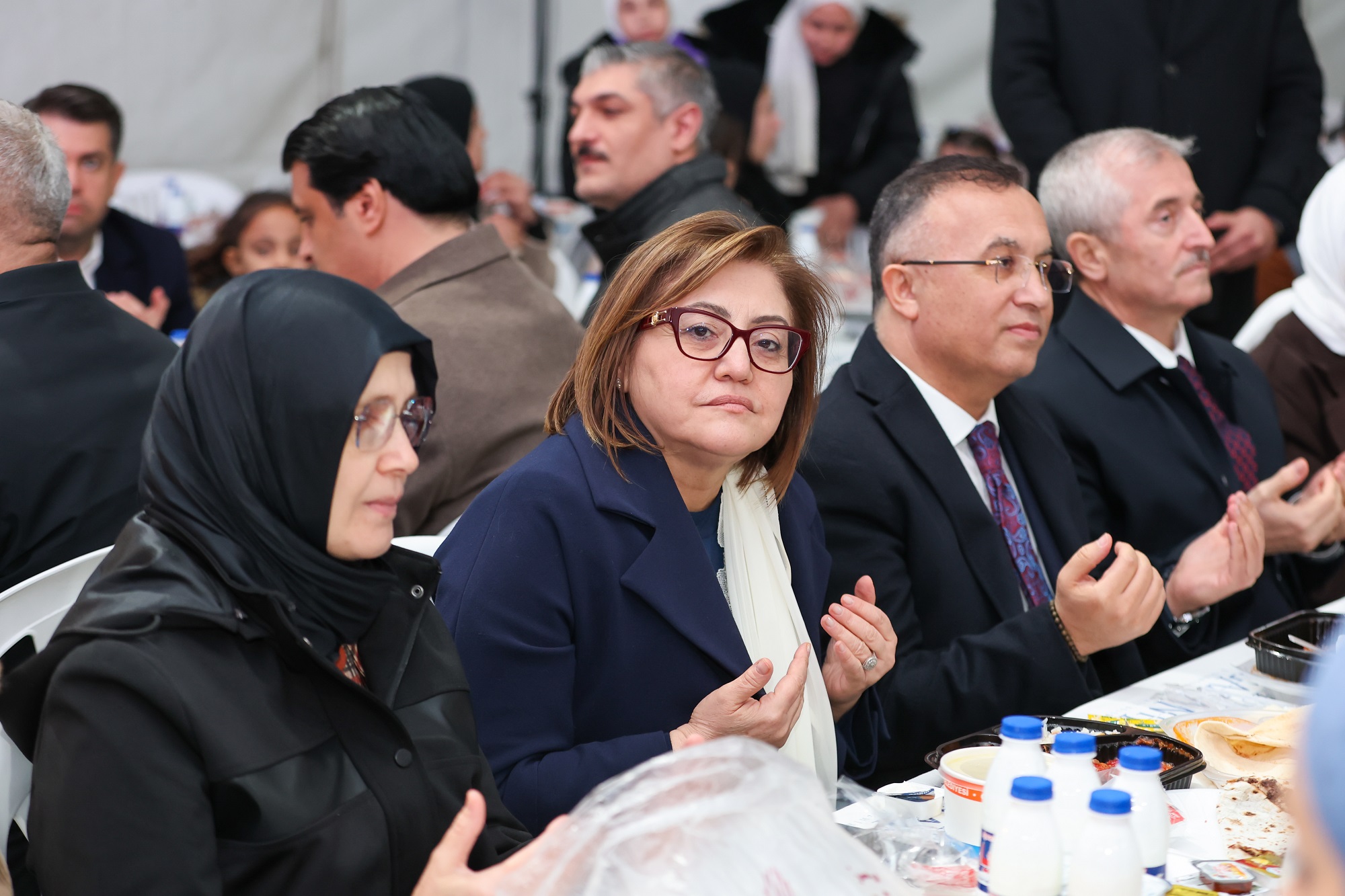 Gaziantep Büyükşehir’den Halep’te 10 Bin Kişilik İftar Sofrası