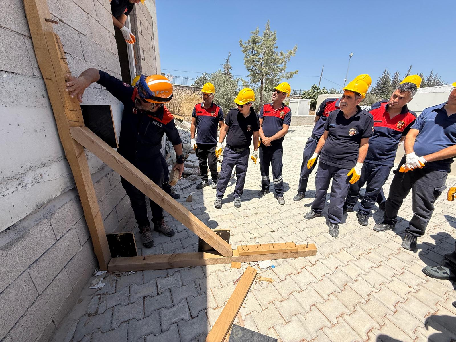 HBB, itfaiye personeline yönelik eğitim gerçekleştirdi