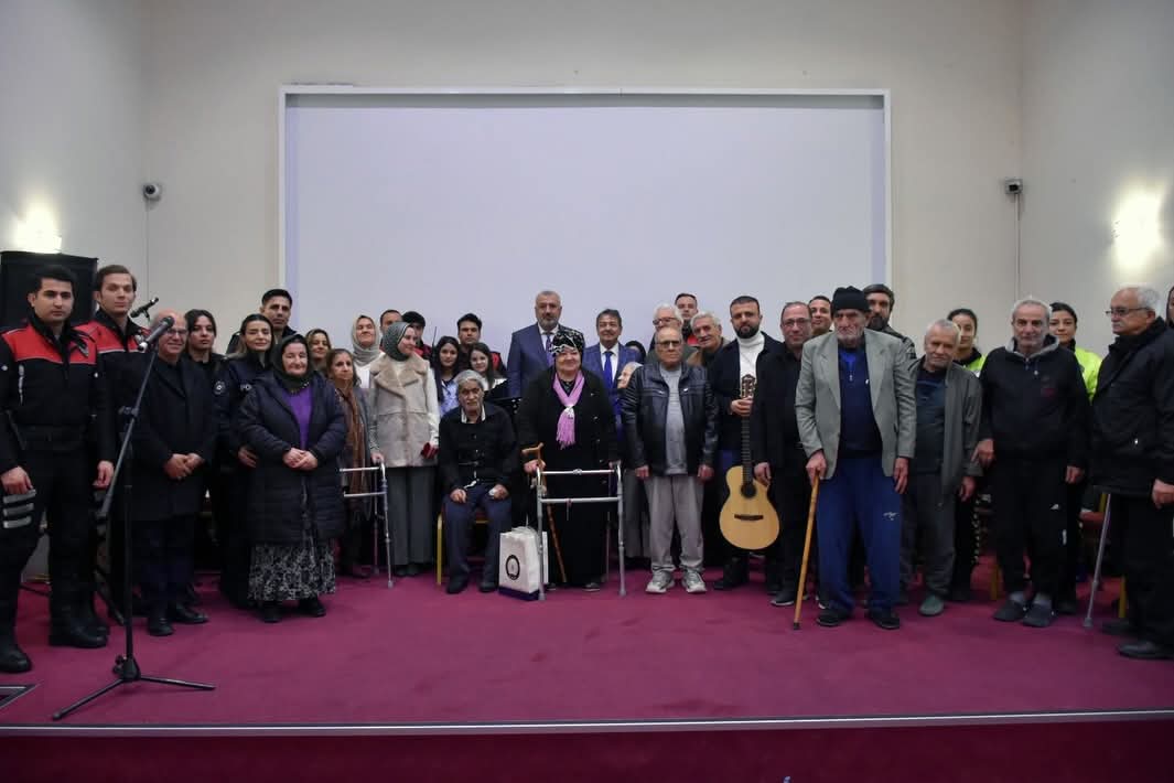 Huzurevinde Anlamlı Buluşma