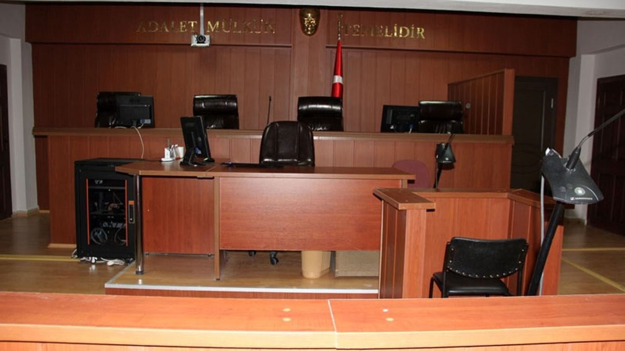 İBB Yolsuzluk Soruşturmasında İmamoğlu’nun Babası ve Oğlu İfadeye Çağrıldı