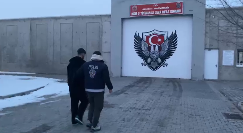 Iğdır’da 100 bin TL’lik telefon hırsızlığı: 3 şüpheliden 1’i tutuklandı