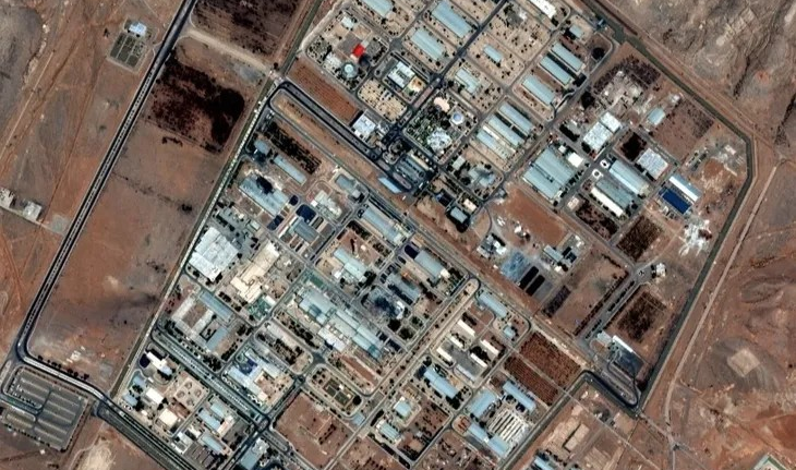 İsrail-İran Savaşı Tırmanıyor: Nükleer Tesis Vuruldu, Mossad Ajanları Yakalandı