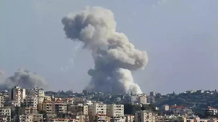 İsrail’in Lübnan’a Düzenlediği Hava Saldırılarında 1 Ölü, 7 Yaralı