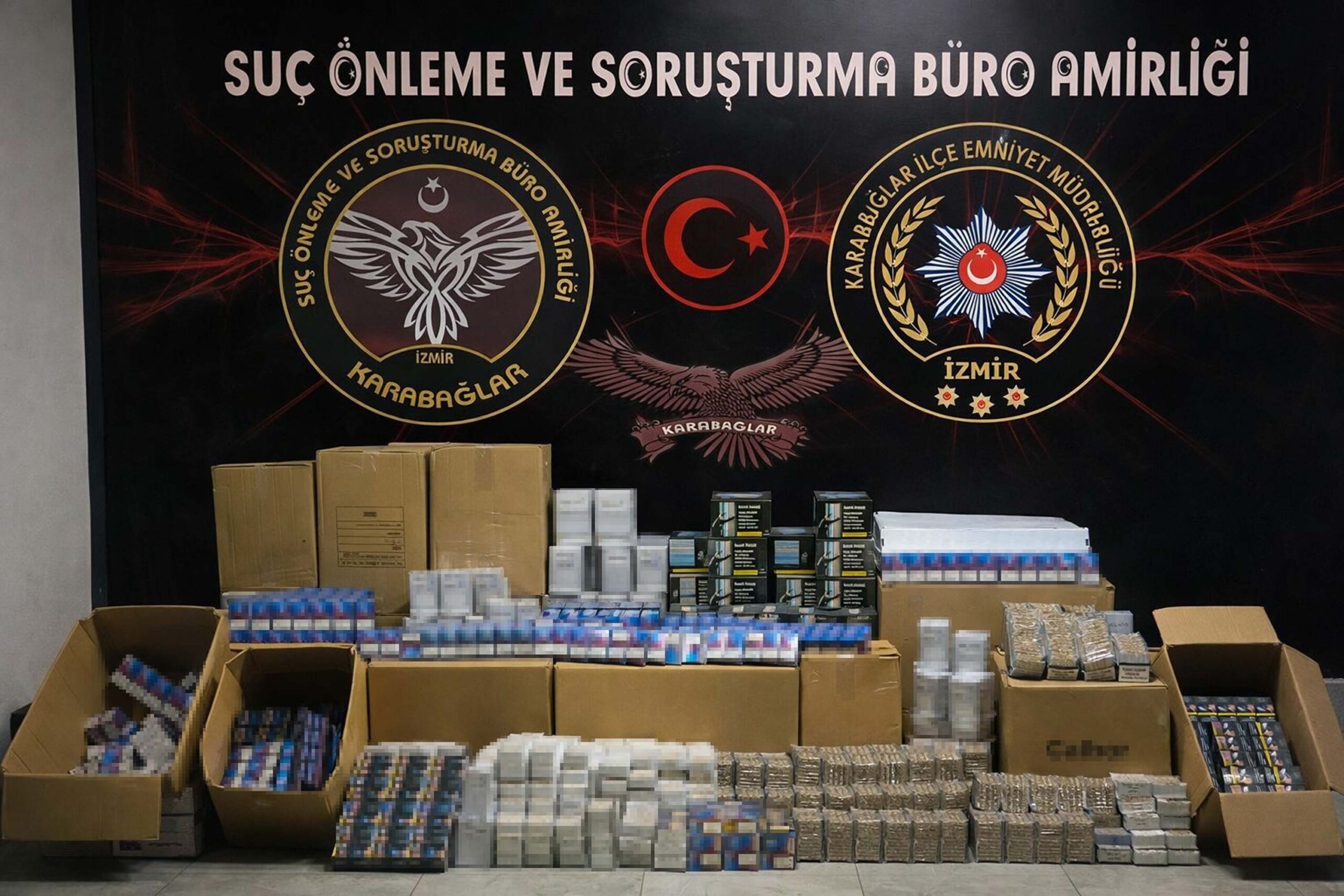 İzmir’de Kaçak Sigara ve Uyuşturucu Operasyonu: 2 Gözaltı