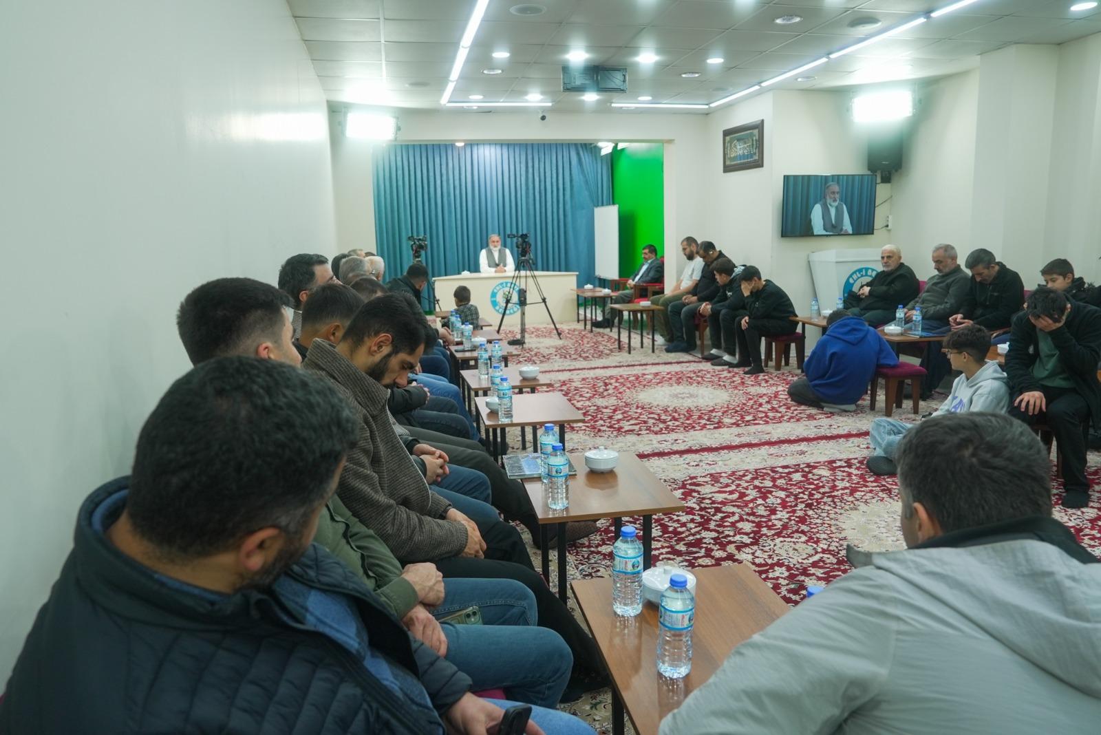 Kars Ehlibeyt Derneği’nde İmam Rıza’nın Doğum Günü Coşkuyla Kutlandı