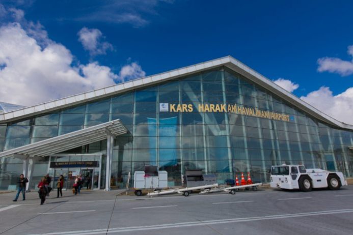 Kars Harakani Havalimanı Haziran Ayında 55 Bin Yolcuya Hizmet Verdi