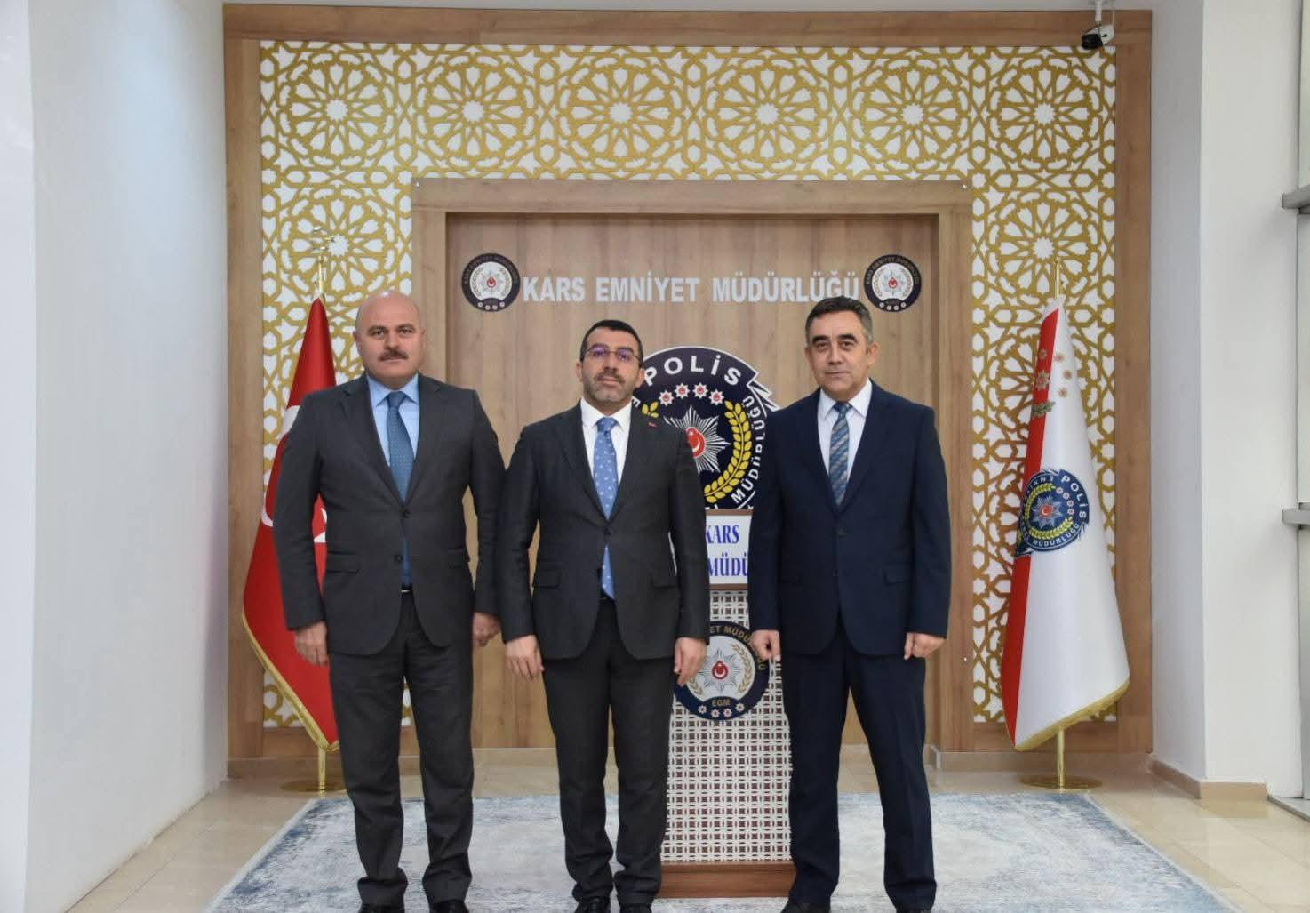 Kars Milletvekili Adem Çalkın’dan Emniyet Müdürü Murat Abdullah Tombul’a Hayırlı Olsun Ziyareti
