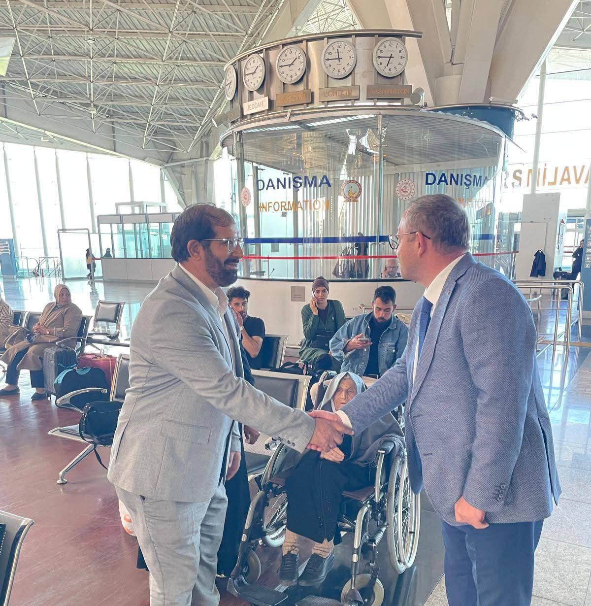 Kars Valisi Ziya Polat, Harakani Havalimanı’nda İncelemelerde Bulundu