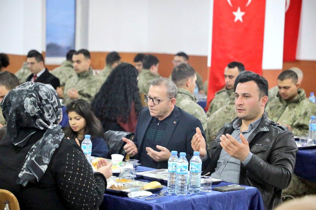 Kars Valisi Ziya Polat, Mareşal Fevzi Çakmak Kışlası’nda Anlamlı İftar Buluşmasına katıldı